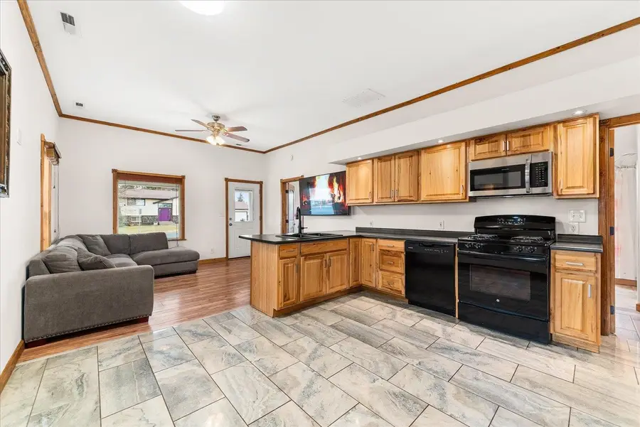 327 S Stanley St, Medical Lake, WA 99022 - #2