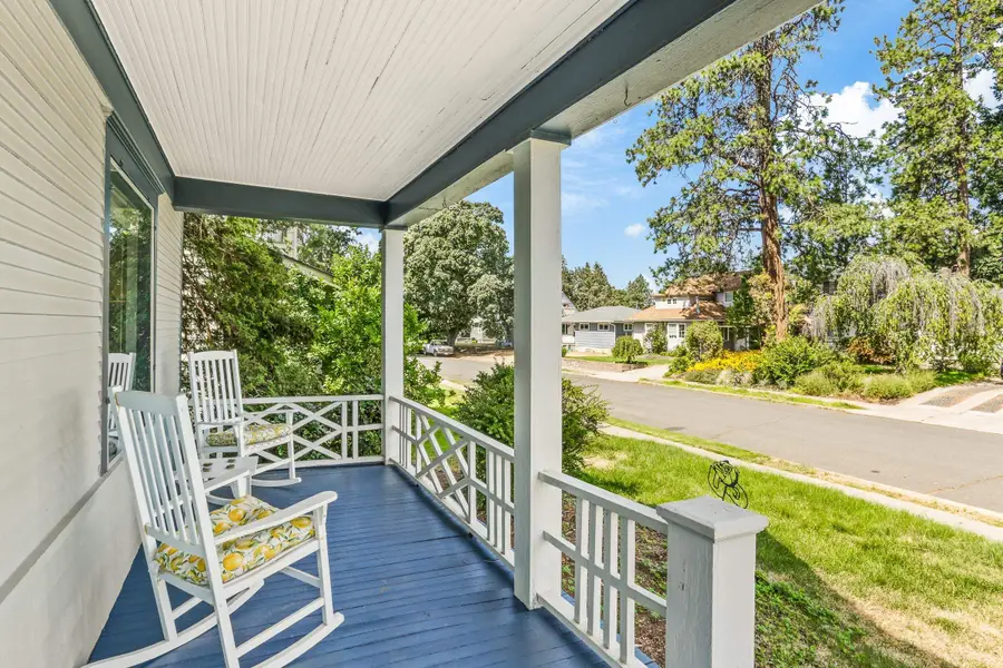 1028 E 38th Ave, Spokane, WA 99203 - #3