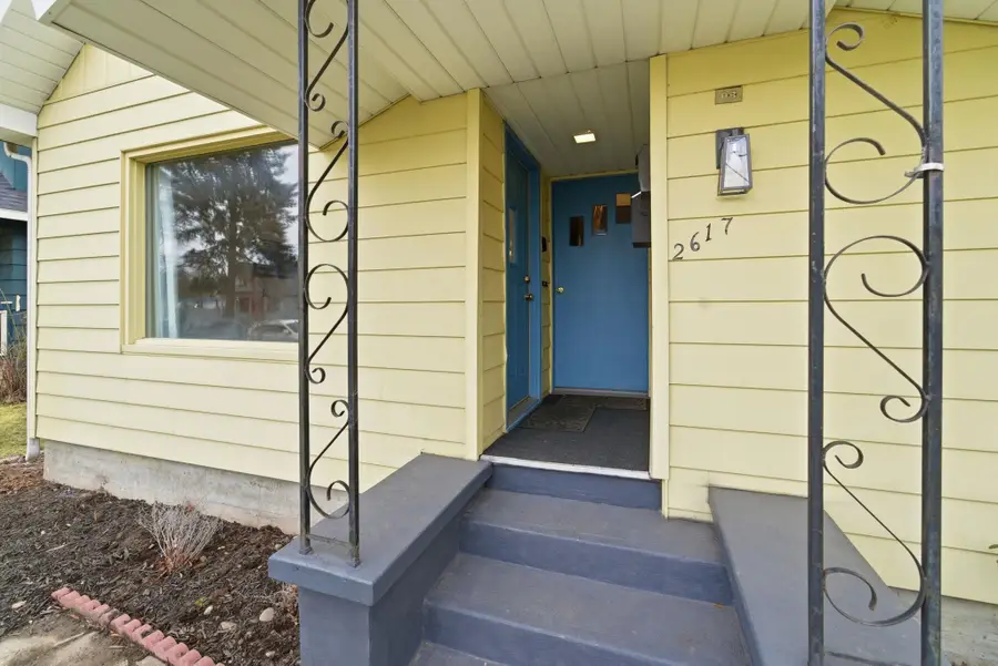 2617 W Cleveland Ave, Spokane, WA 99205 - #2