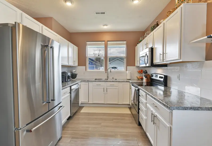 17615 E 3rd Ln, Greenacres, WA 99016 - #3