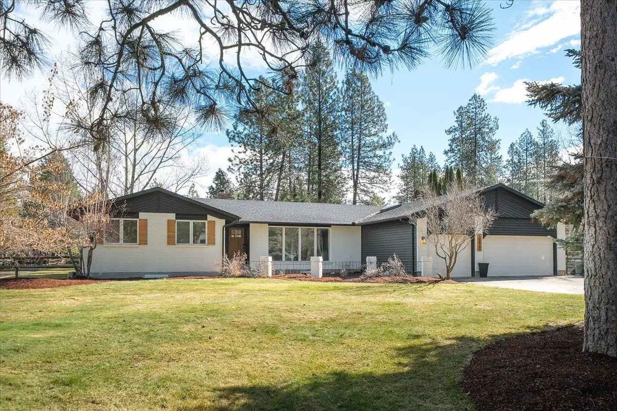 18010 N Saddle Hill Rd, Colbert, WA 99005 - #1