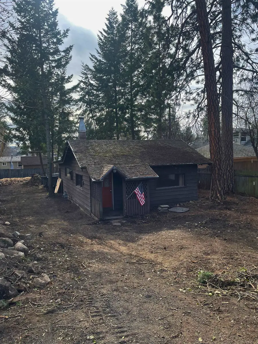 3317 W Kiernan Ave, Spokane, WA 99203 - #3