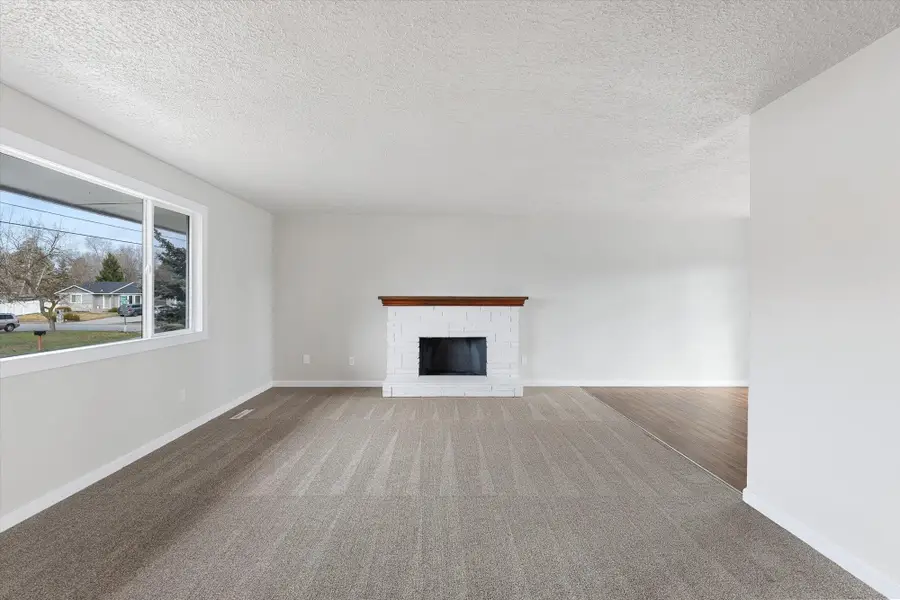 1711 S Evergreen Rd, Spokane Valley, WA 99037 - #3