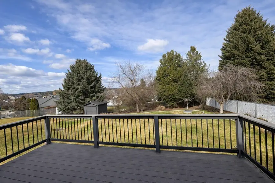 517 E Westcrest Ave, Colbert, WA 99005 - #3