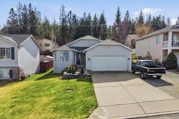 4714 E 15th Ave, Spokane Valley, WA 99212