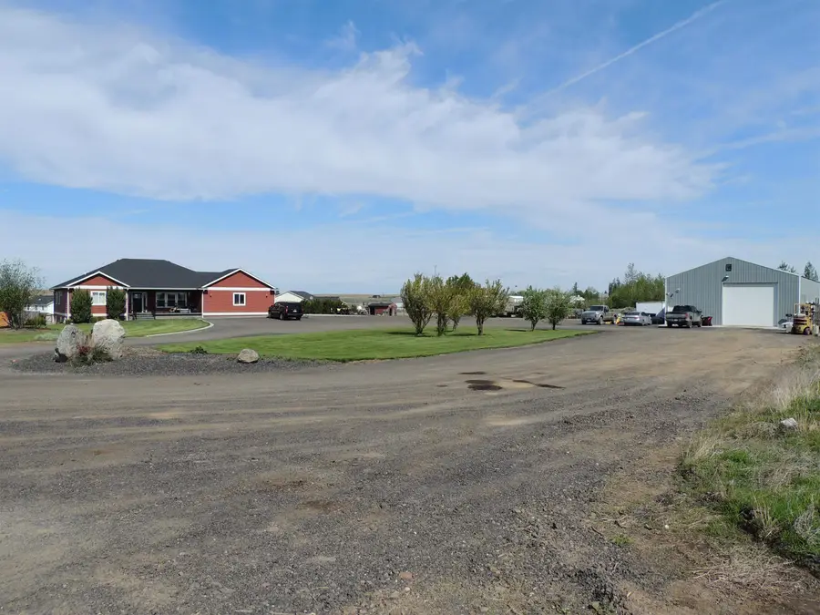 38250 Fitness Ln. E, Davenport, WA 99122 - #2
