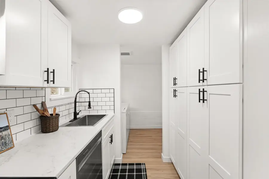 617 S Farr Rd, Spokane Valley, WA 99206 - #3