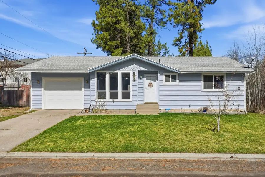 1045 E Evergreen Dr, Medical Lake, WA 99022 - #2