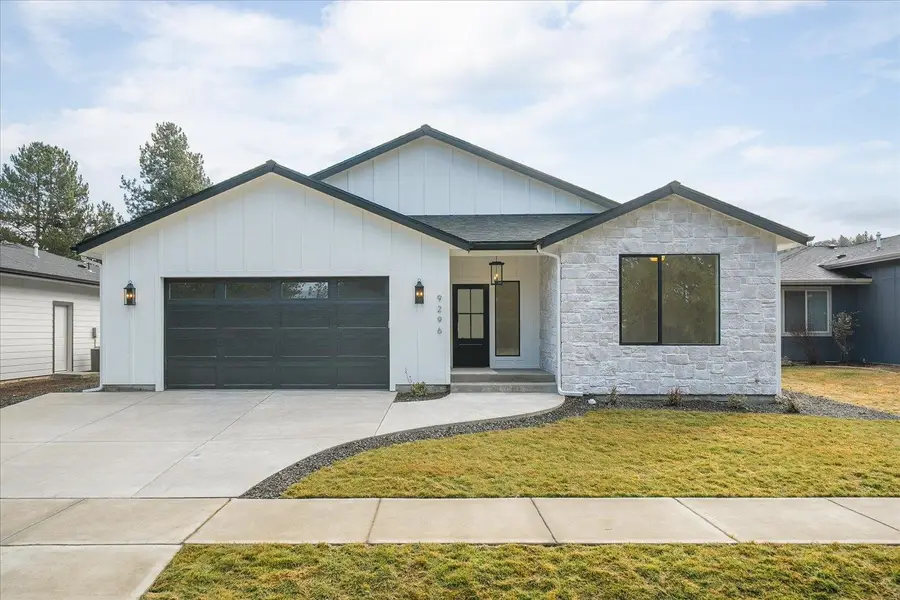 9296 N Woodridge Ct, Spokane, WA 99208 - #2