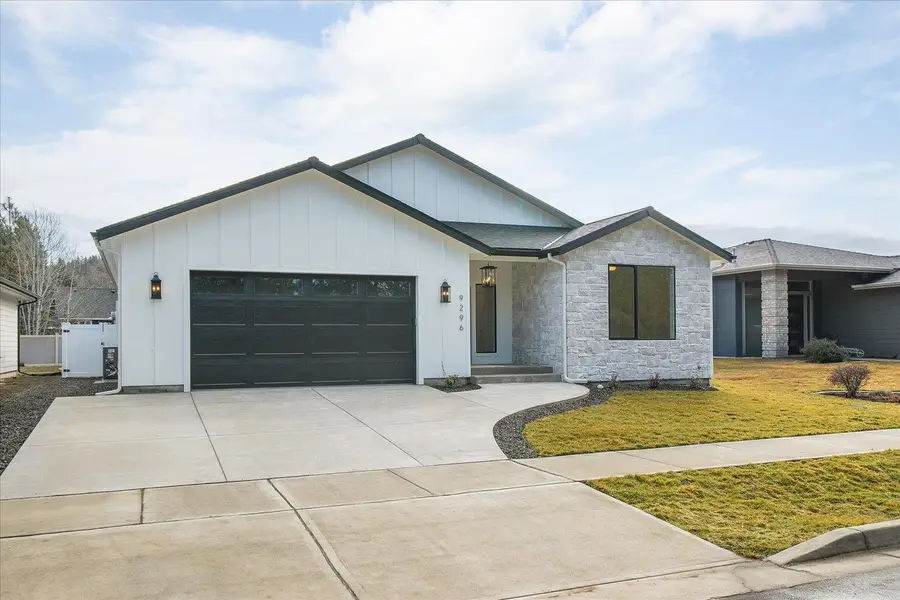 9296 N Woodridge Ct, Spokane, WA 99208 - #3