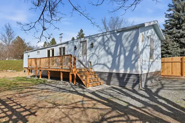 11705 N Wilson St, Mead, WA 99021