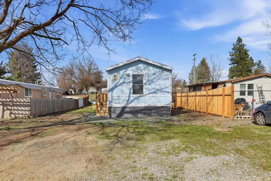 11705 N Wilson St, Mead, WA 99021 - #2