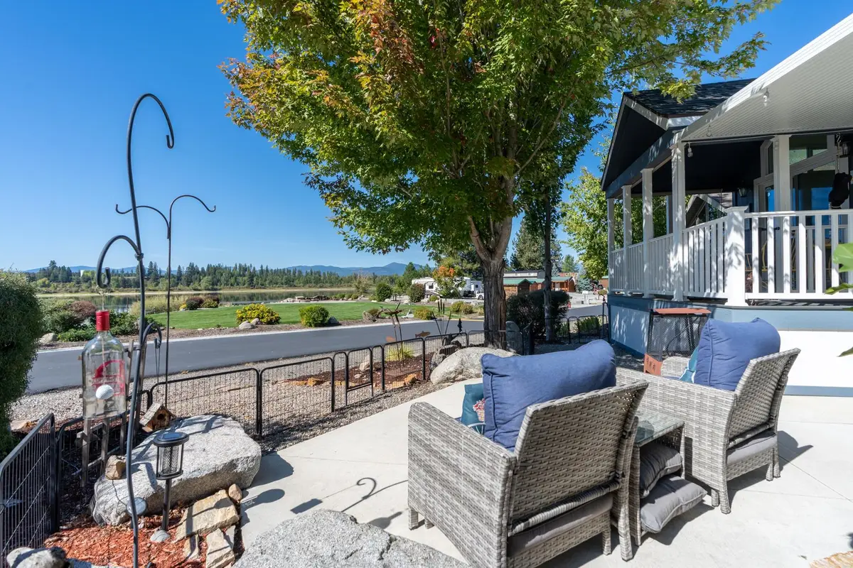 71 Pathfinder Ln, Usk, WA 99180 - #1