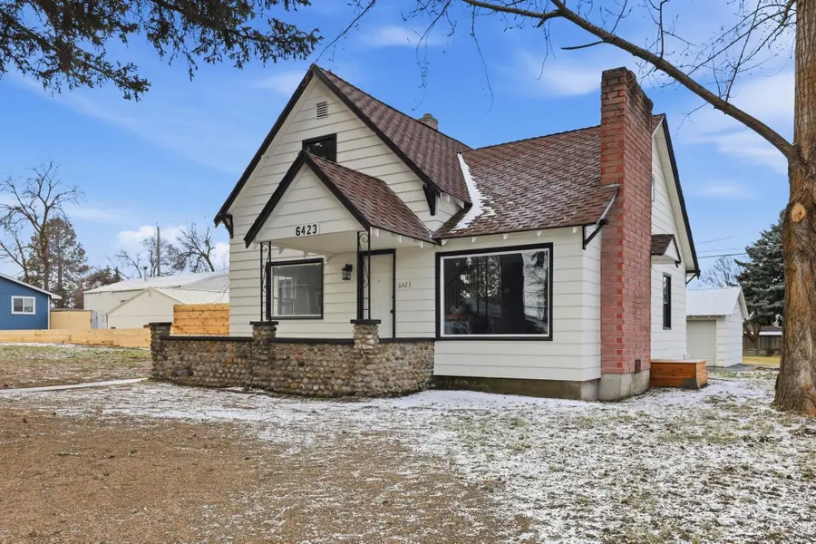 6423 N Washington St, Spokane, WA 99208 - #2