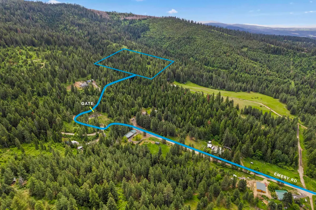 15124 E Emery Rd, Chattaroy, WA 99003 - #1