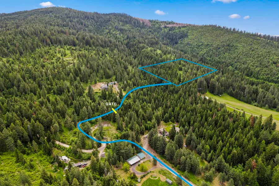 15124 E Emery Rd, Chattaroy, WA 99003 - #2