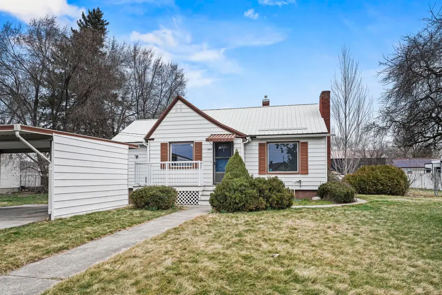 8015 E Carlisle Ave, Spokane Valley, WA 99212 - #2