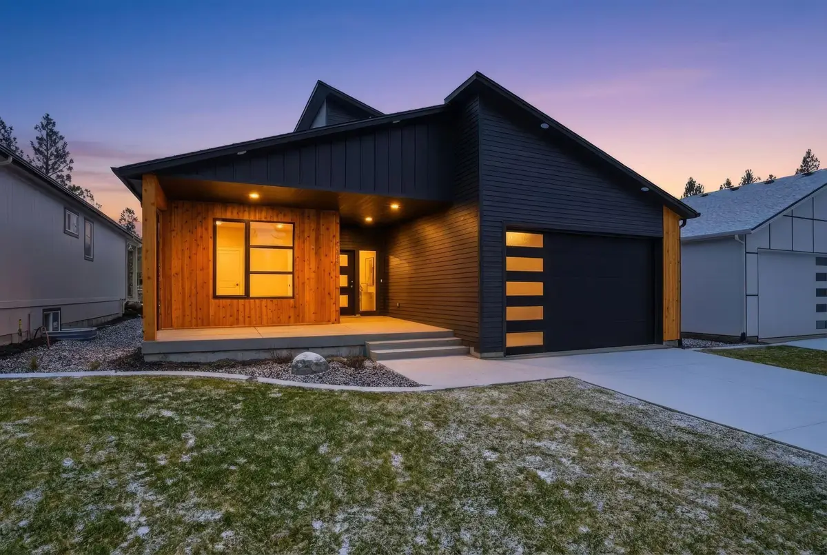 3335 S Morrill Ln, Spokane, WA 99223 - #1