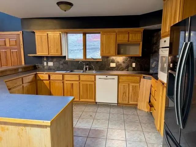 4395 Hesseltine Rd, Valley, WA 99181 - #3