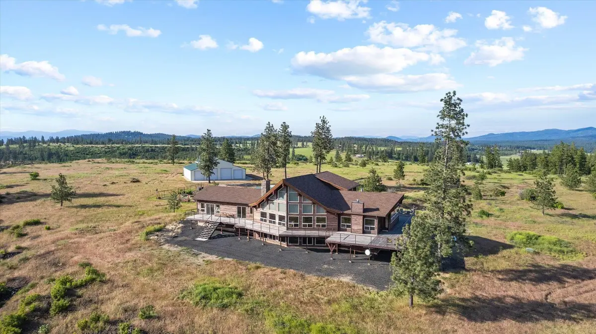 29409 N Dunn Rd, Chattaroy, WA 99003 - #1