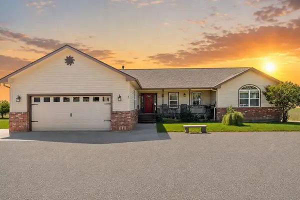 8715 W Antler Rd, Deer Park, WA 99006