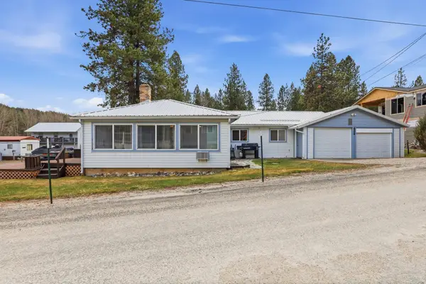 41914 Robert Rd, Loon Lake, WA 99148