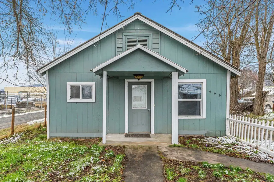 444 W 1st Ave, Colville, WA 99114 - #2