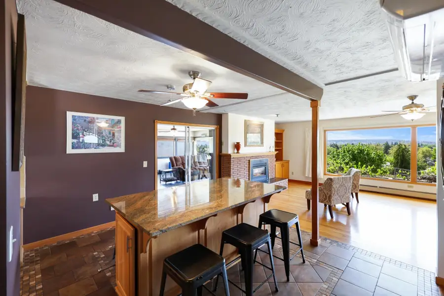 1509 W Courtland Ave, Spokane, WA 99205 - #3