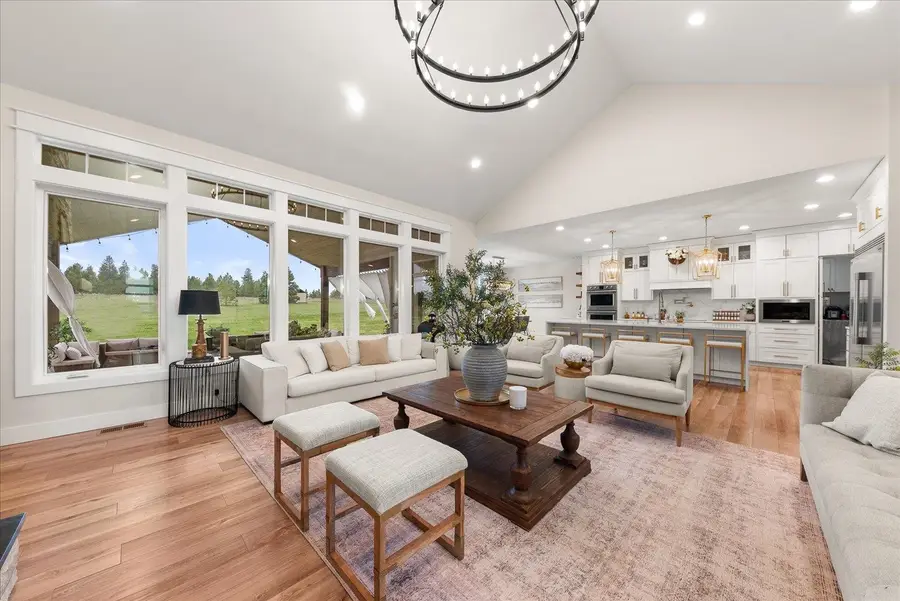 15921 W Four Mound Rd, Nine Mile Falls, WA 99206 - #2