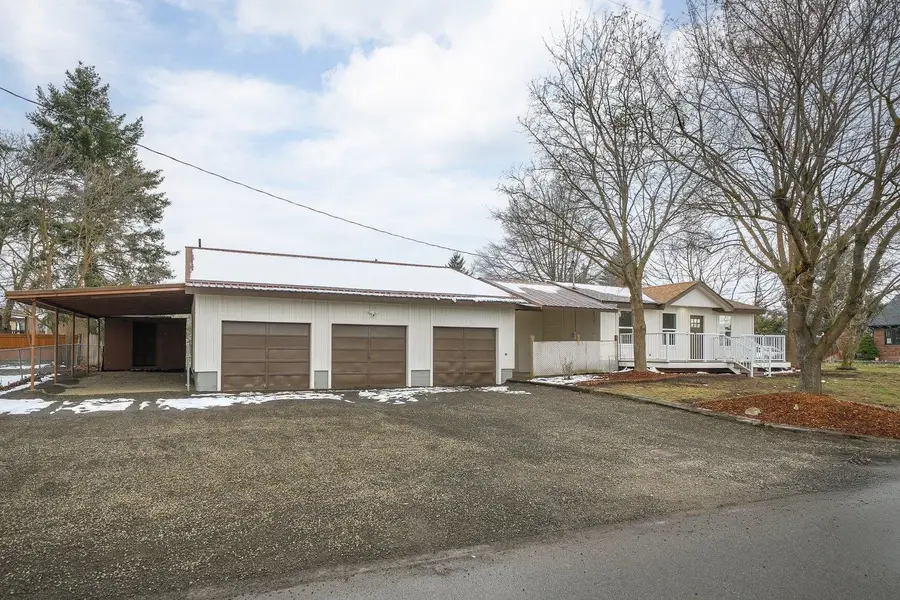 8702 E Cataldo Ave, Spokane Valley, WA 99212 - #3