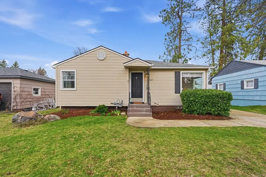 1227 E 40th Ave, Spokane, WA 99203 - #2