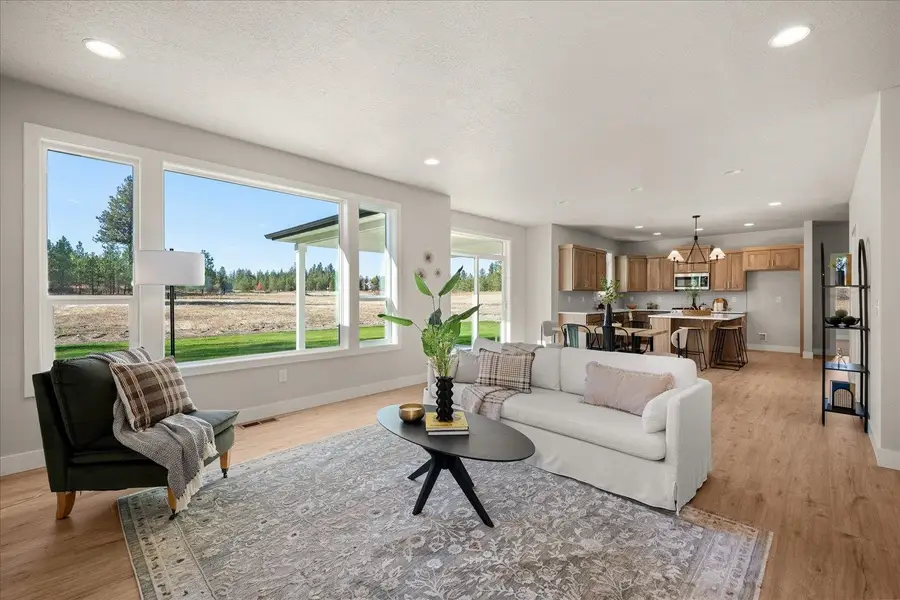 101 S Dover Rd, Medical Lake, WA 99022 - #2