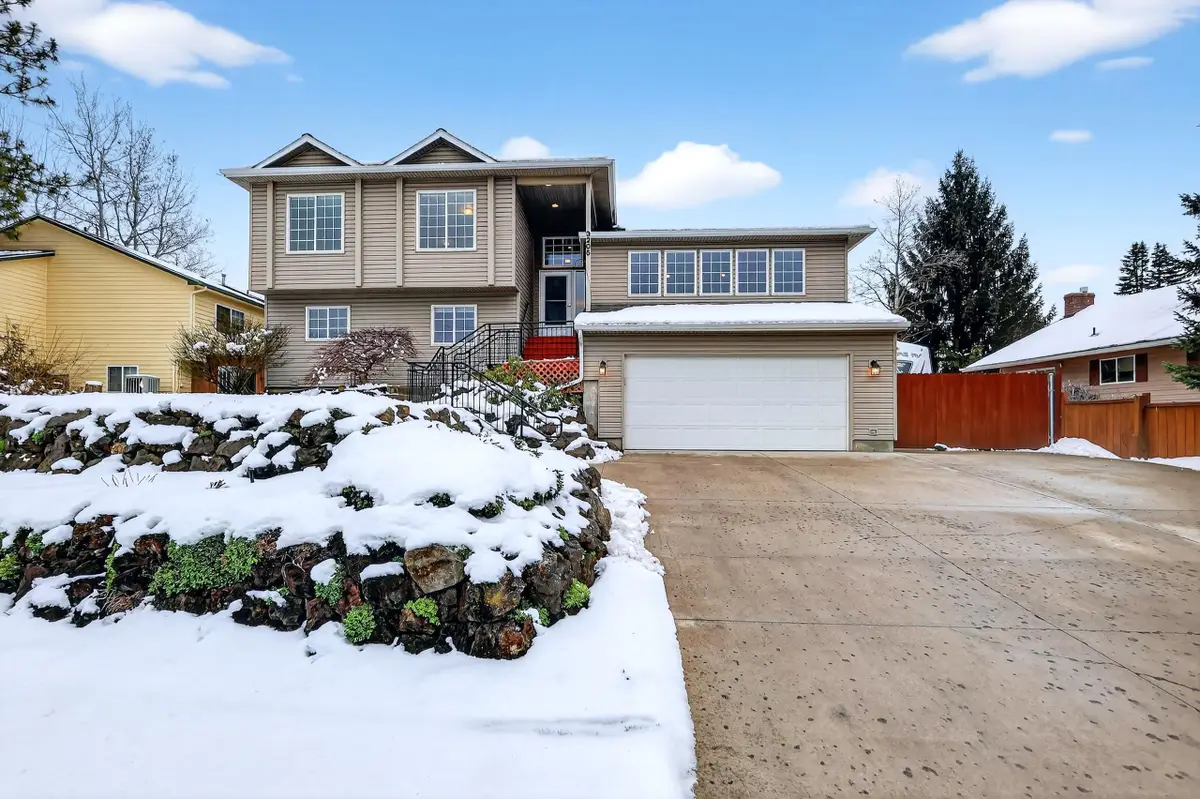 3205 W 21st Ave, Spokane, WA 99224 - #1