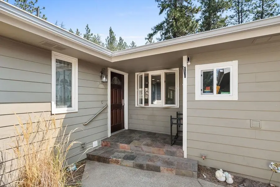 12620 N Nine Mile Rd, Nine Mile Falls, WA 99026 - #3