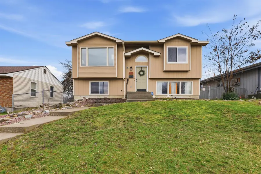 528 E Providence Ave, Spokane, WA 99207 - #2