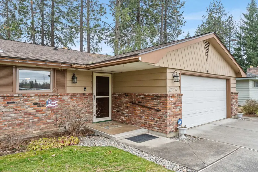 10816 E 18th Ave, Spokane Valley, WA 99206 - #2