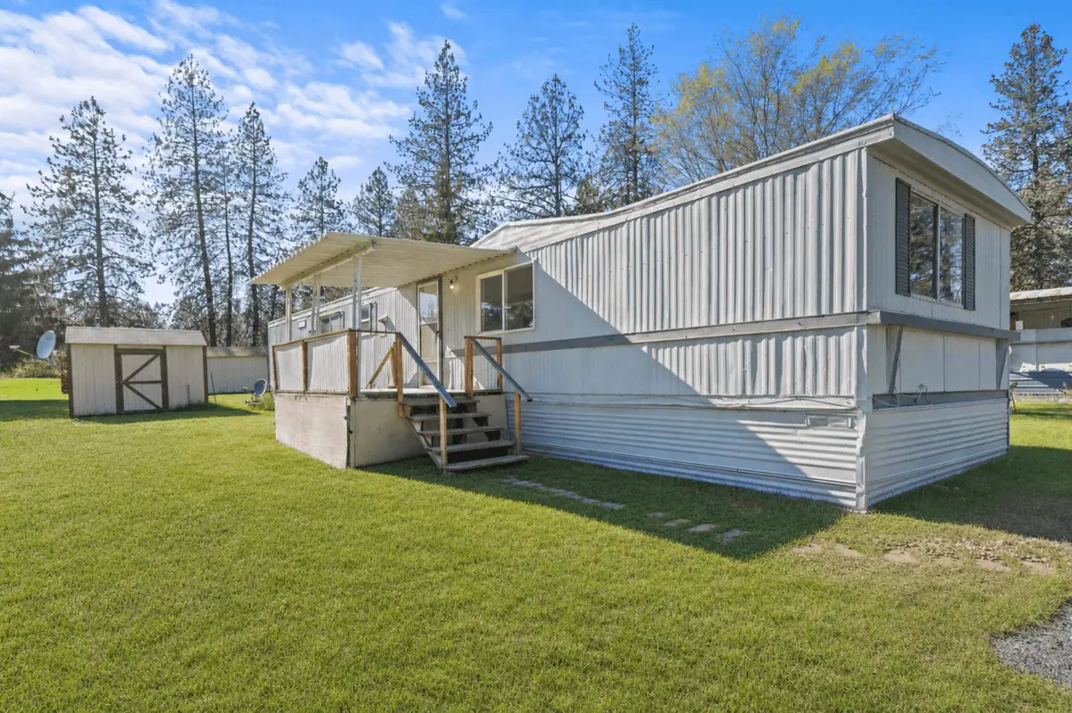 34124 N Newport Hwy, Chattaroy, WA 99003 - #1
