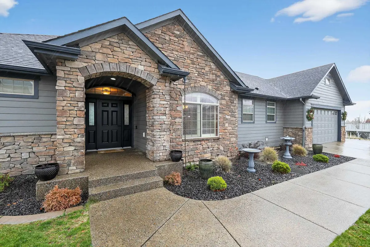 729 Montague Dr, Cheney, WA 99004 - #1