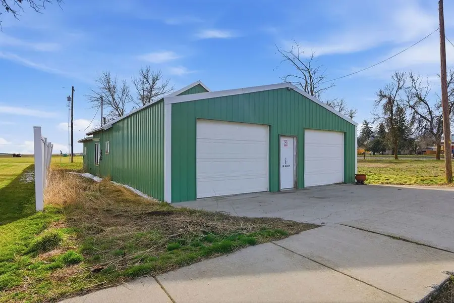 160 SW Creston Ave, Creston, WA 99117 - #2