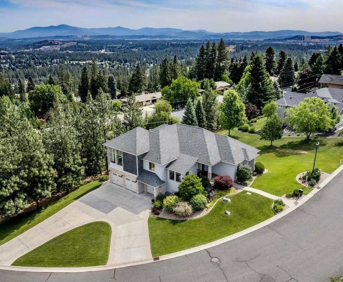 10532 Edna Ln, Spokane, WA 99218 - #1