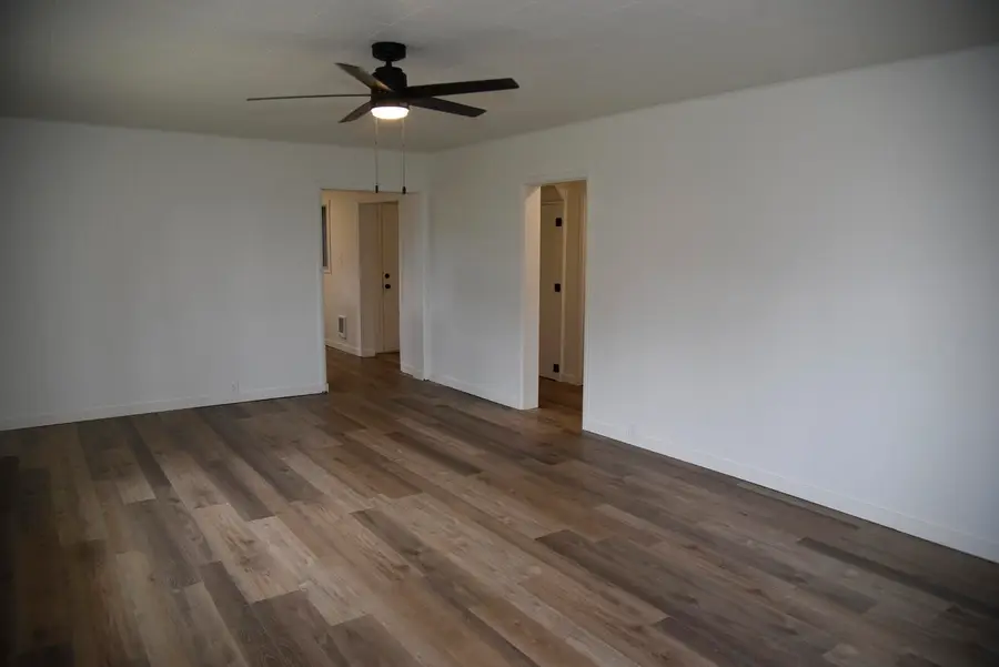 301 2nd Ave, Cusick, WA 99119 - #3