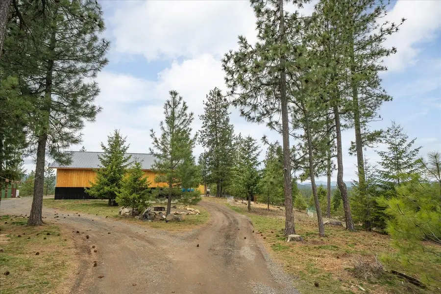 3977 B Garden Spot Rd, Loon Lake, WA 99148 - #2