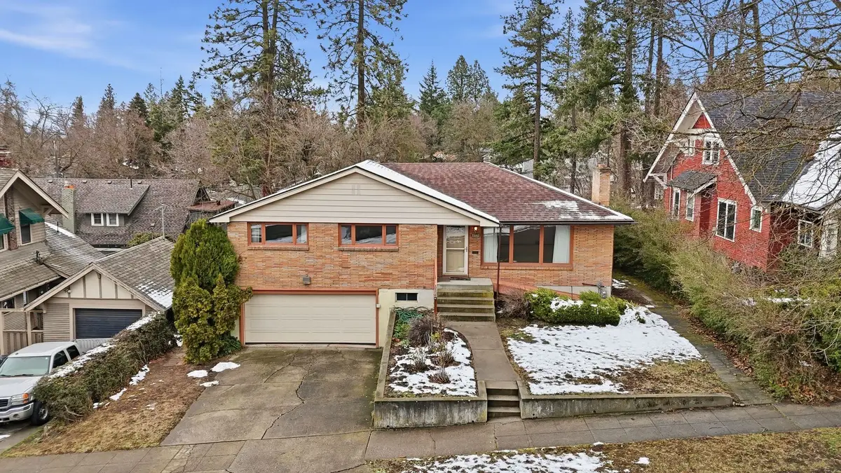 1022 W 16th Ave, Spokane, WA 99203 - #1