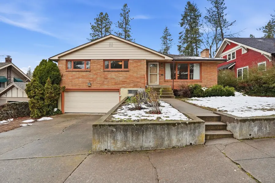 1022 W 16th Ave, Spokane, WA 99203 - #2