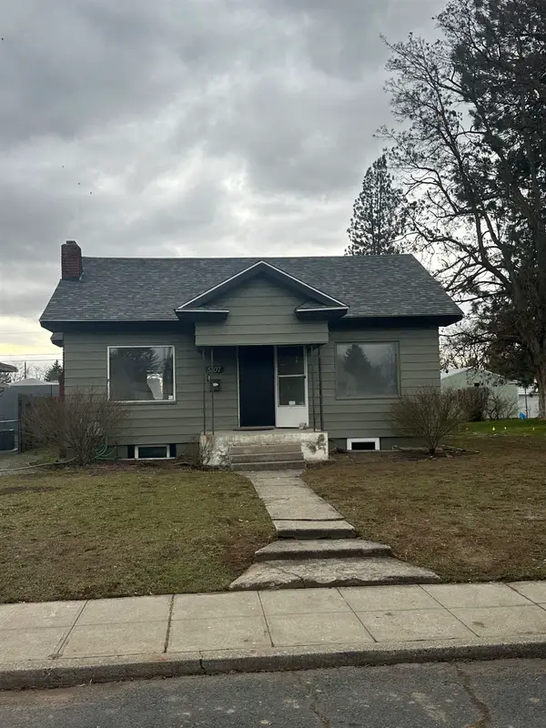 5107 N Walnut St, Spokane, WA 99205