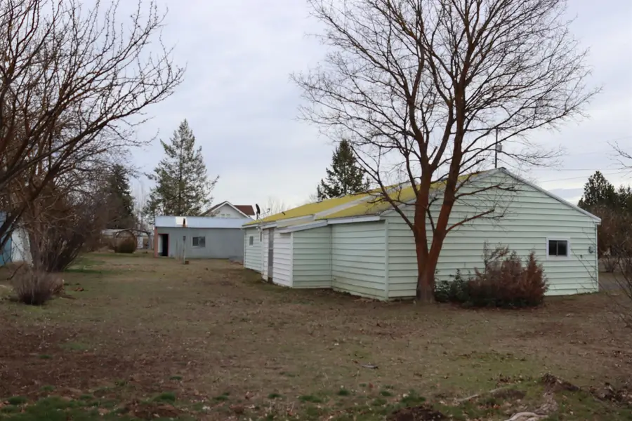 210 NE Foster St, Creston, WA 99117 - #2