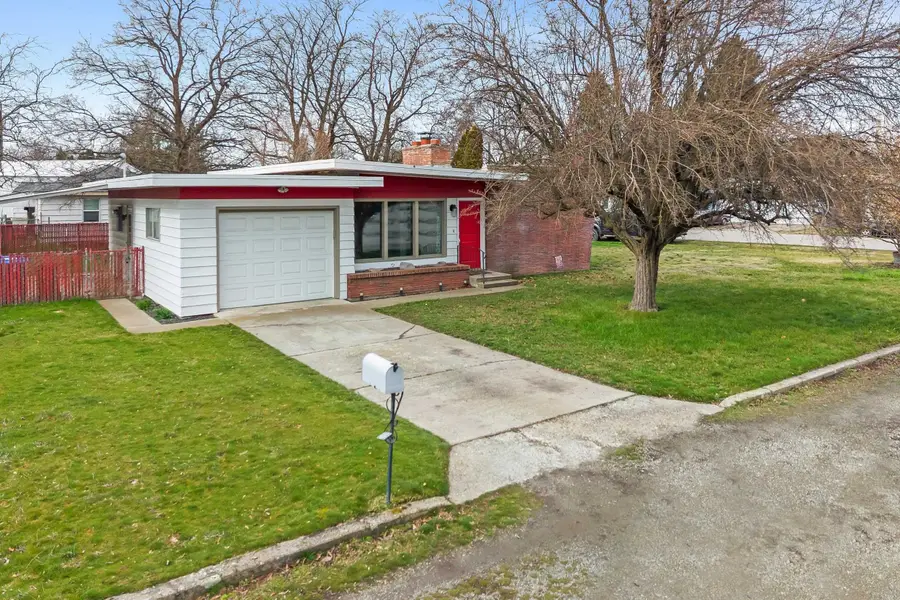 1323 N Bowman Rd, Spokane Valley, WA 99212 - #3