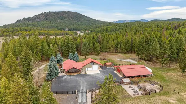 3661 E Jumpoff Rd, Valley, WA 99181