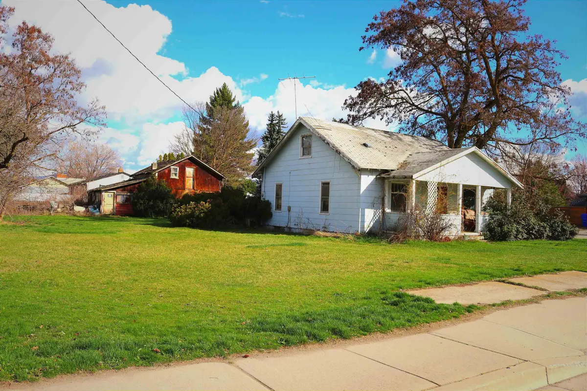 423 S Evergreen Rd, Spokane, WA 99216 - #1