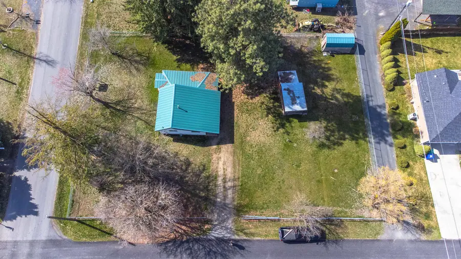 323 E D St, Deer Park, WA 99006 - #2